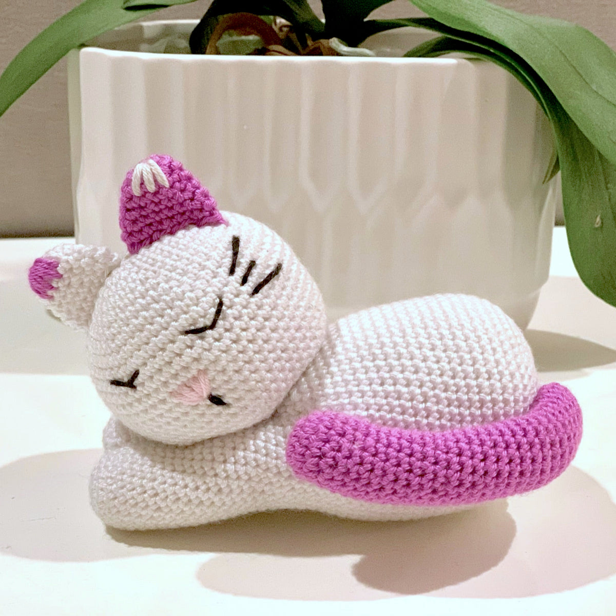 Cat Sleeping (White Medium) Amigurumi - Crochet Plushie