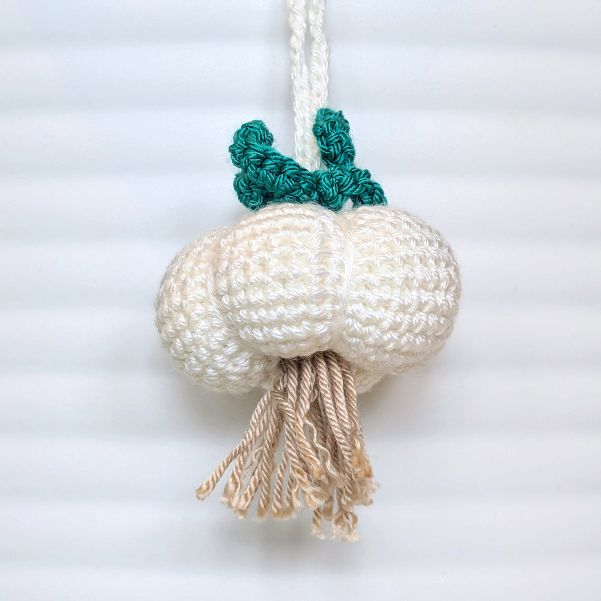 Garlic Amigurumi - With Leaves