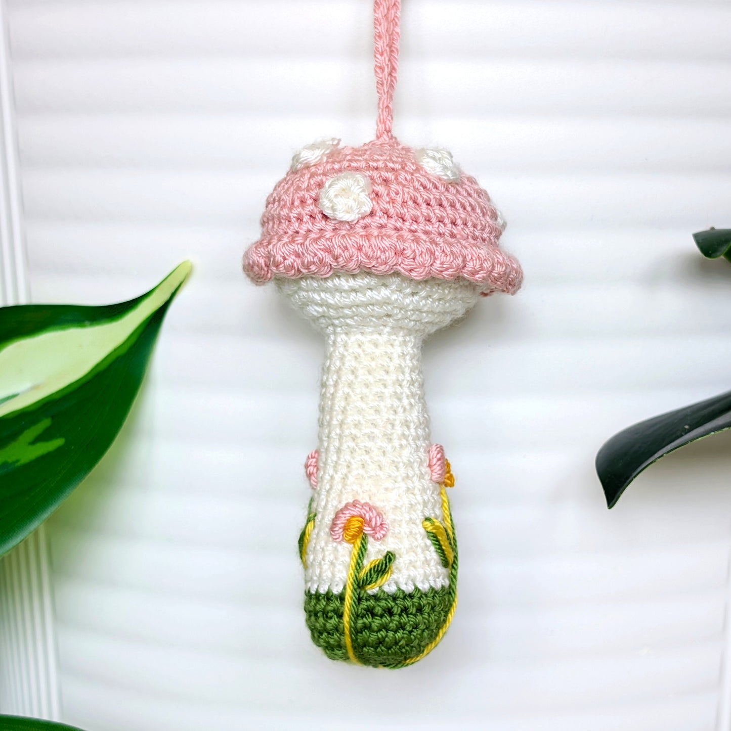 Mushroom with White Stem Amigurumi - Mini/S - Crochet Bag Charm