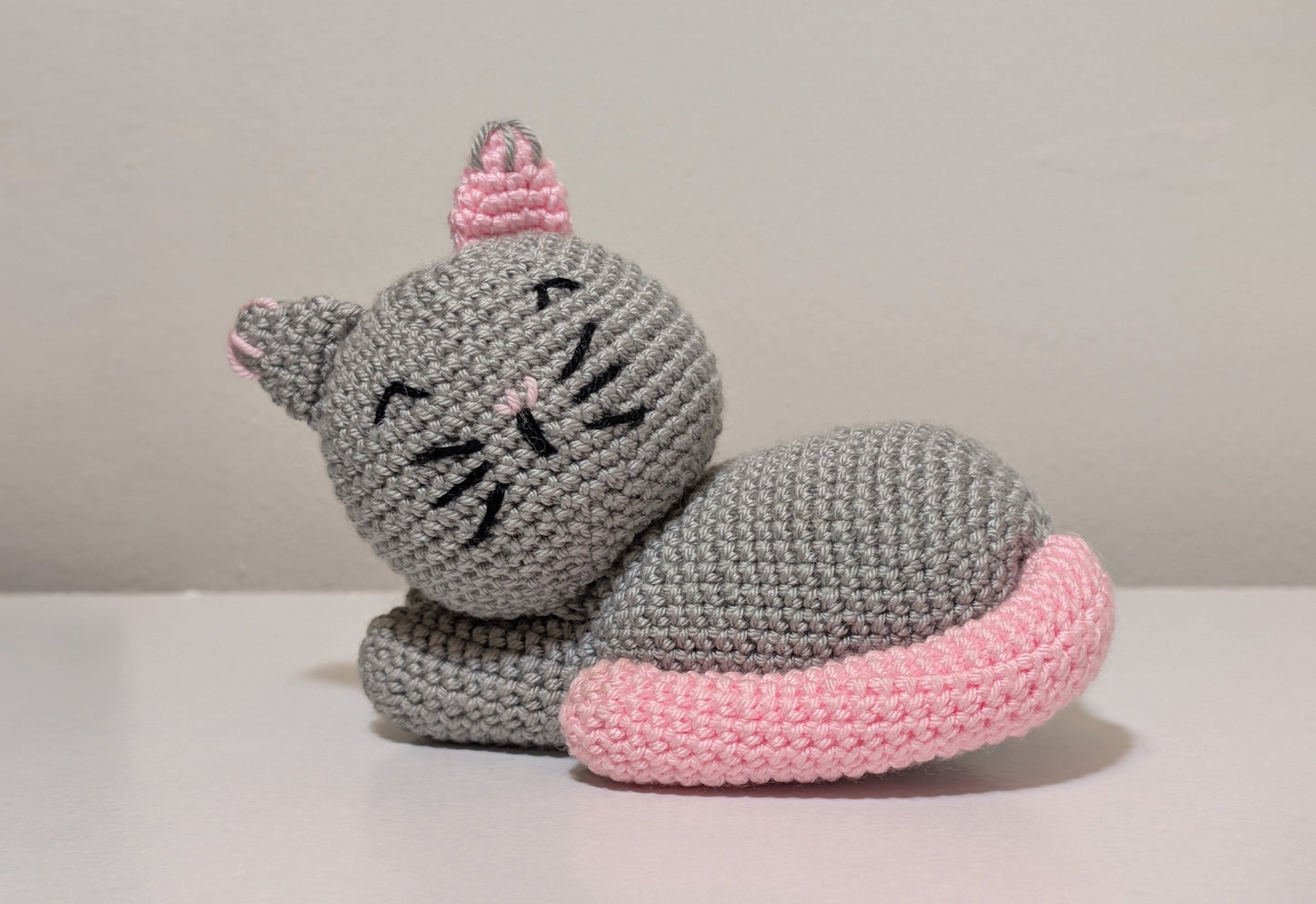 Cat - Sleeping (Medium)