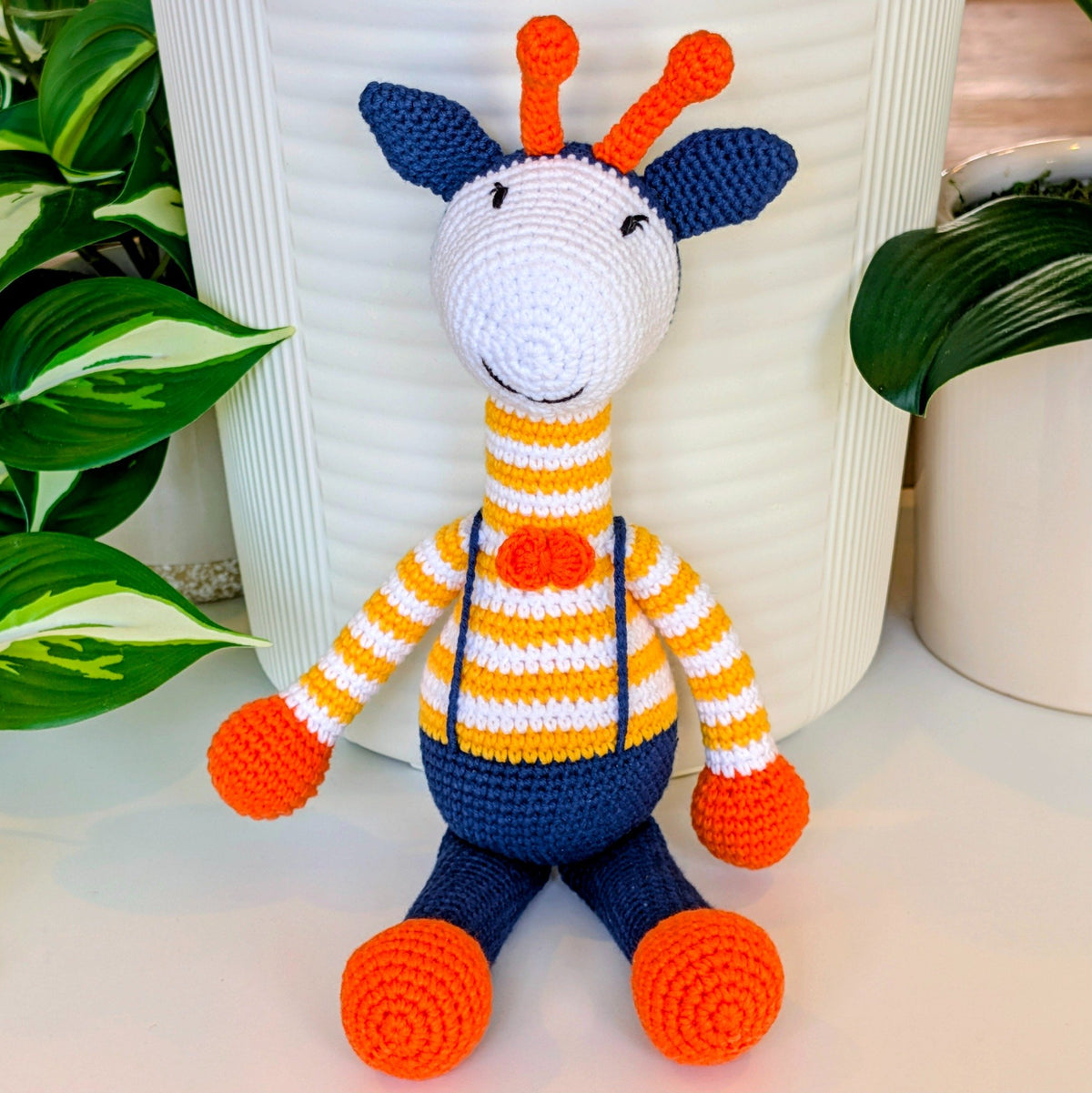 Giraffe “Felix” in Whale Blue and Grapefruit – Handmade Crochet Plushie