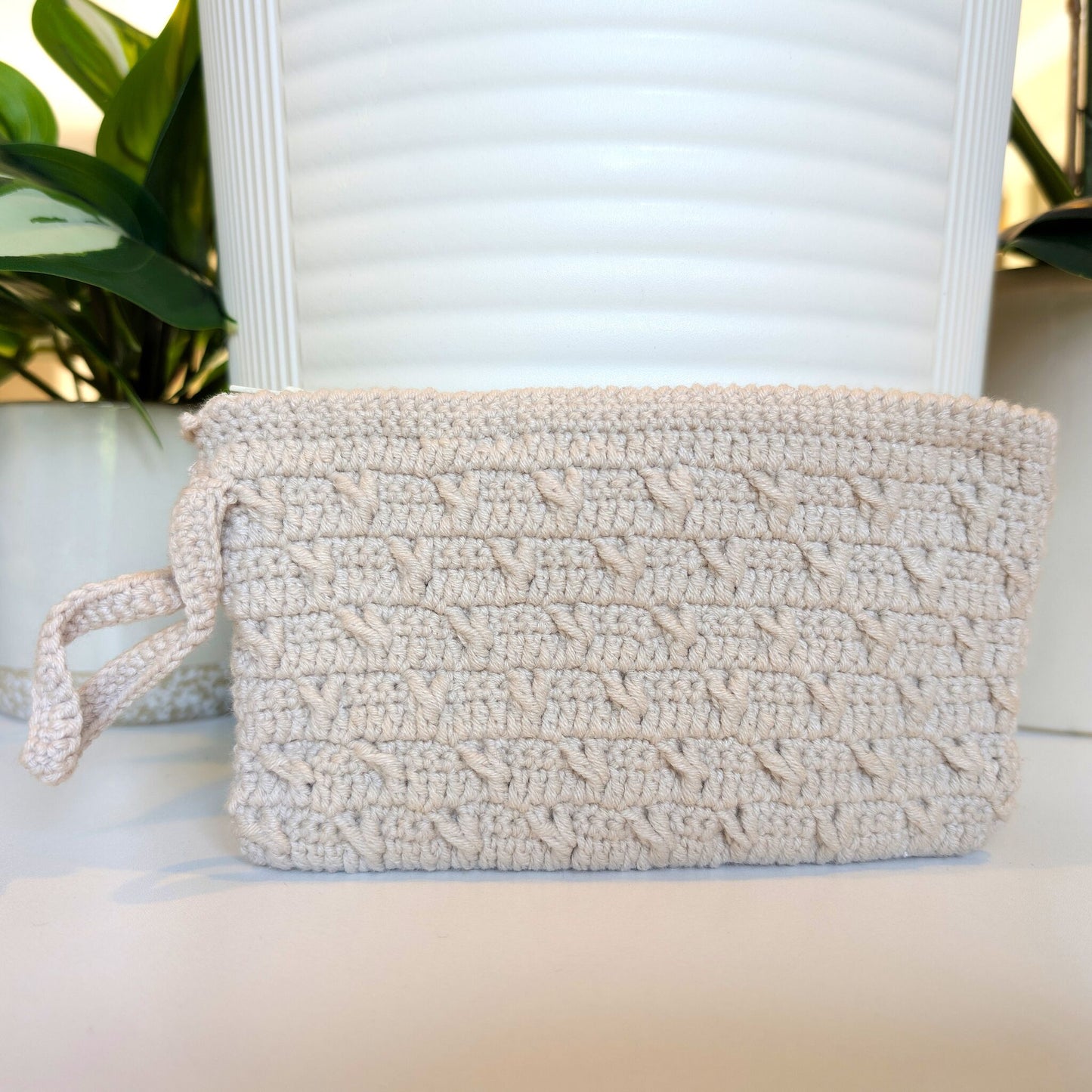 Wristlet Zipper Bag - Almond