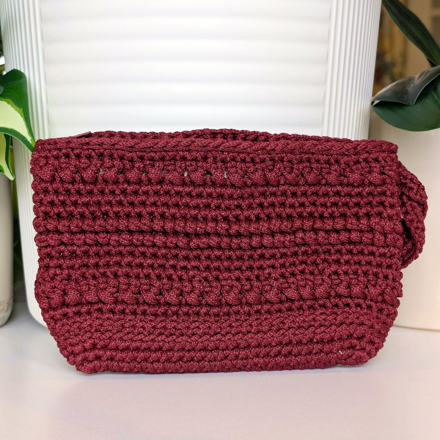Wristlet Clutch Bag - Burgundy Macrame