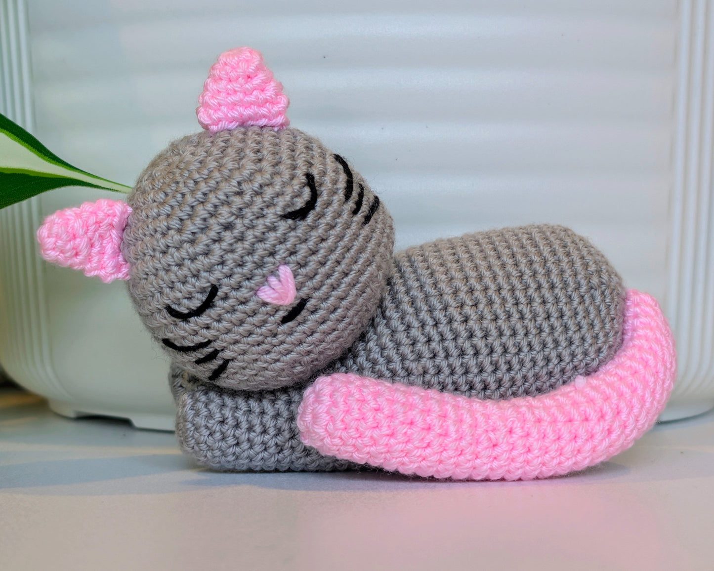 Sleeping Cat Crochet Plush - Gray - Small