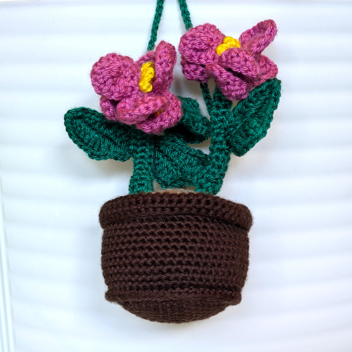 Blossom Plant (Brown Pot) - Crochet Plush Keychain