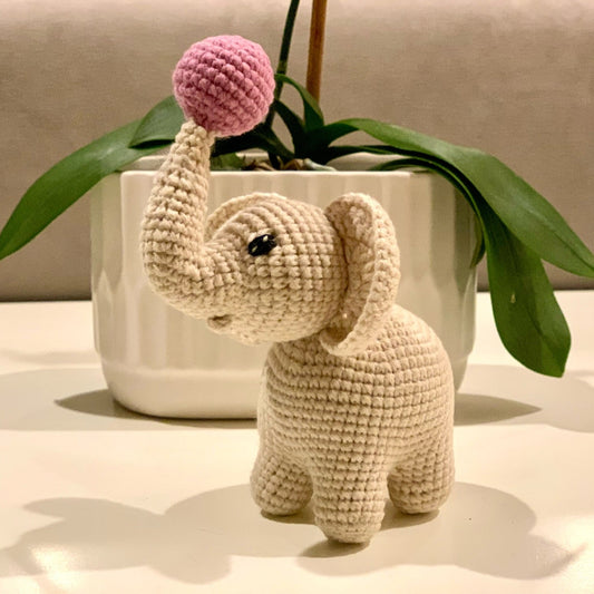 Elephant - Cream with Ball