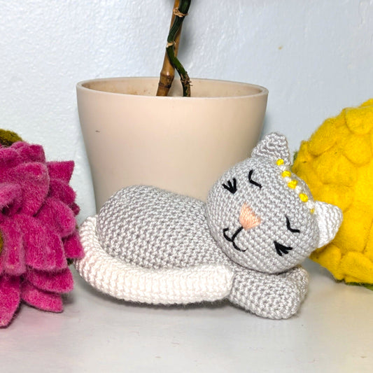 Grey Cat - Sleeping (Medium)