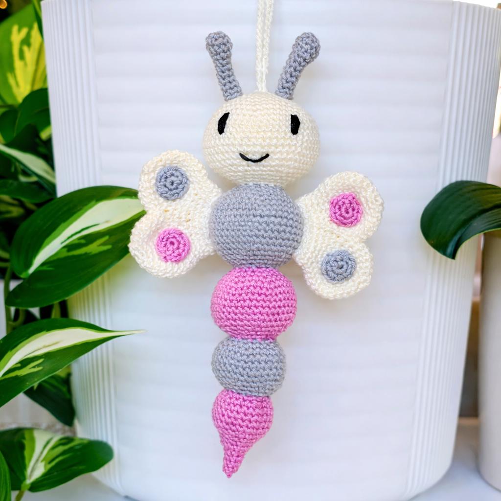 Dragonfly Amigurumi - M (Cream Pastel) - Crochet Plushie