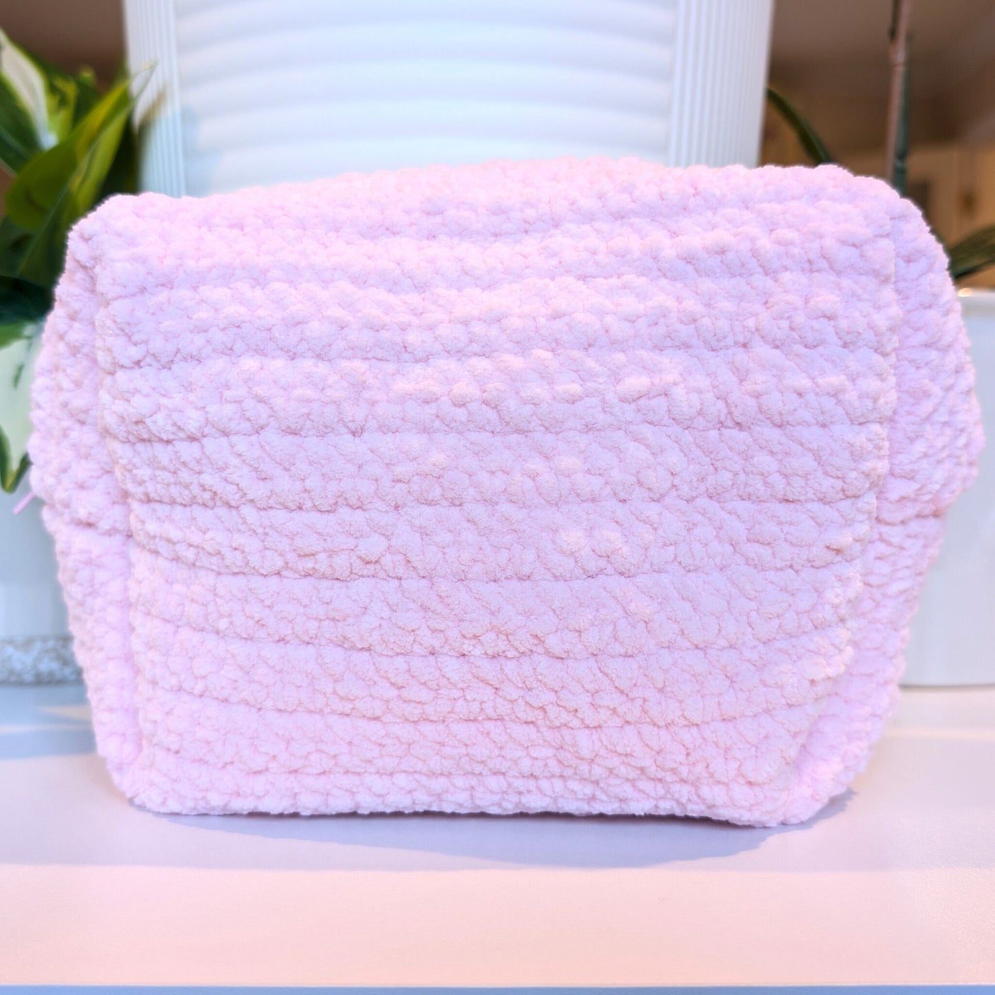 Cosmetic Bag - Large Crochet with Satin Lining