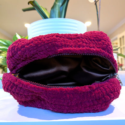 Cosmetic Bag - Large Crochet with Satin Lining