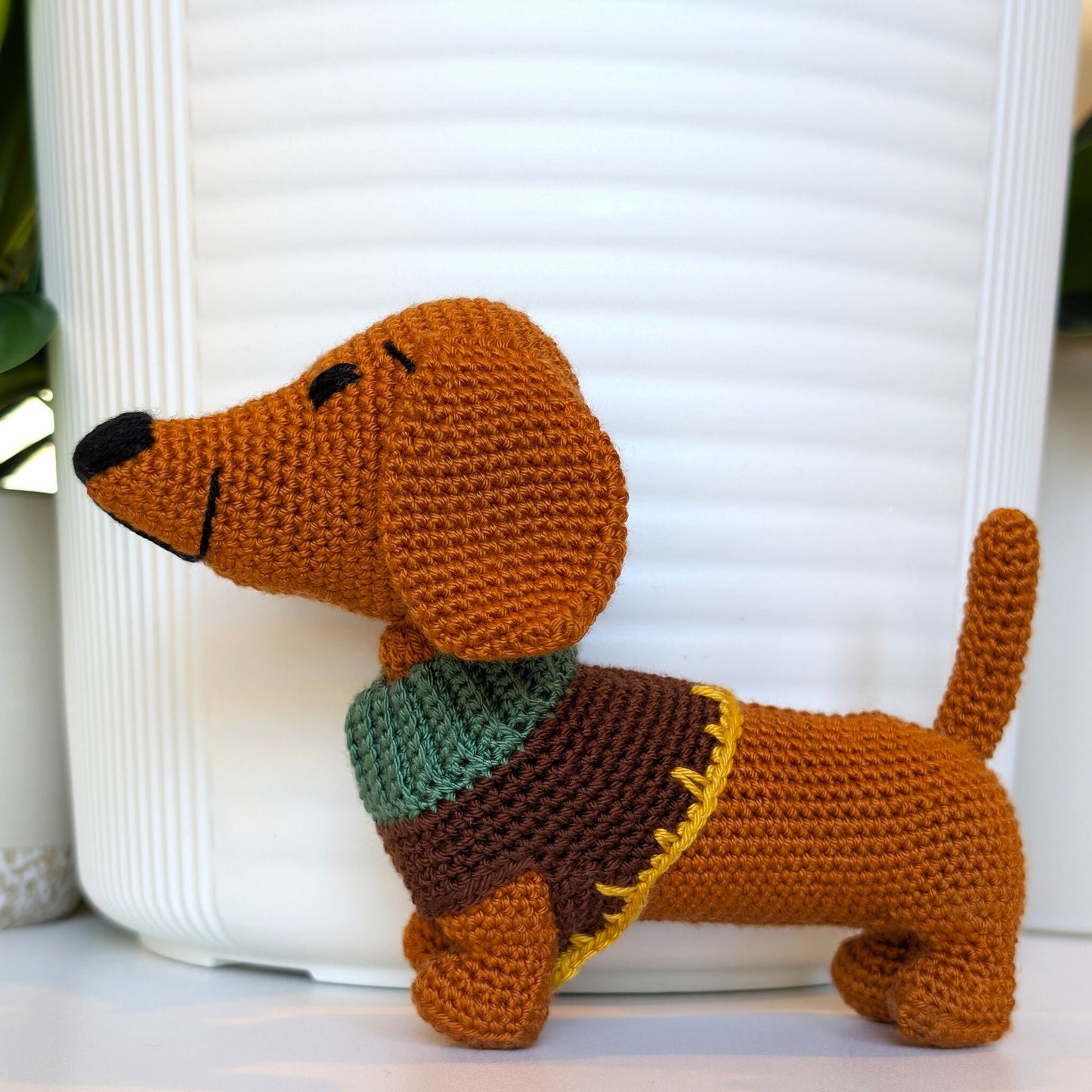 Dachshund Dog (Collar) Crochet Plush - Ginger