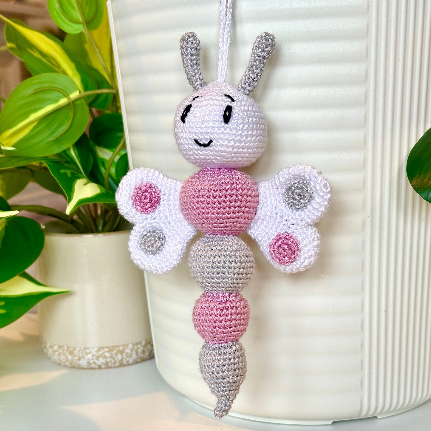 Dragonfly Amigurumi - M (White Pastel) - Crochet Plushie
