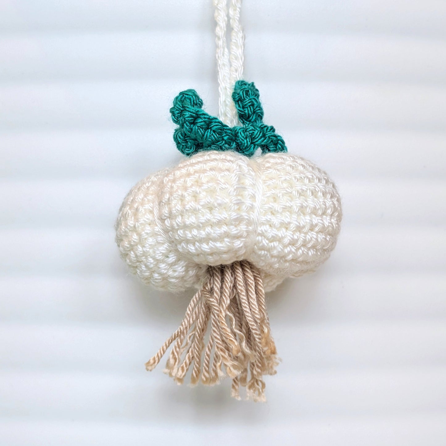 Garlic Amigurumi - With Leaves