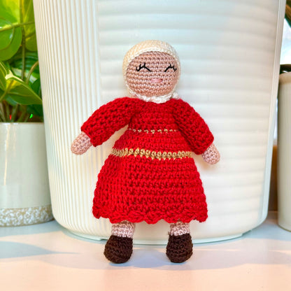 Doll in Hijab Amigurumi - Handmade Crochet Plush Figurine