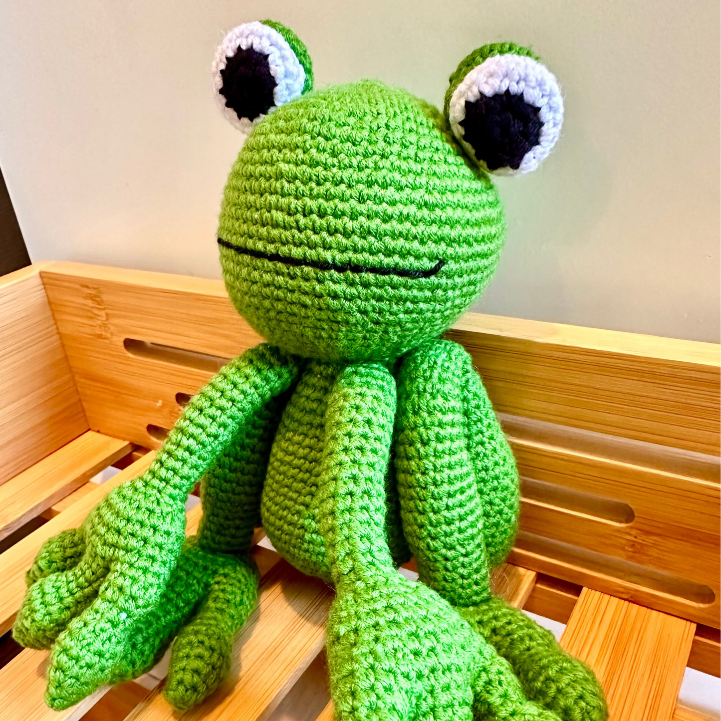 Frog - Large