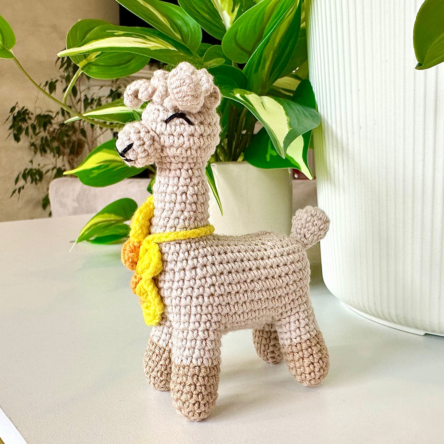 Alpaca Amigurumi - S/M - Handmade Crochet Plush Figurine