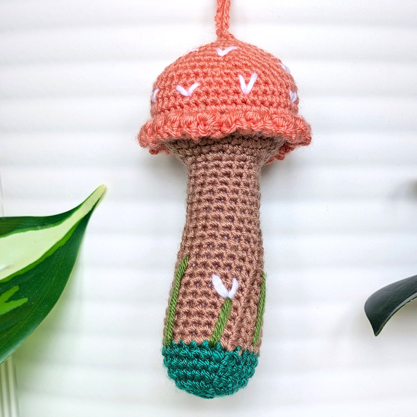 Mushroom with Oatmeal Stem Amigurumi - Mini/S - Crochet Charm, Décor
