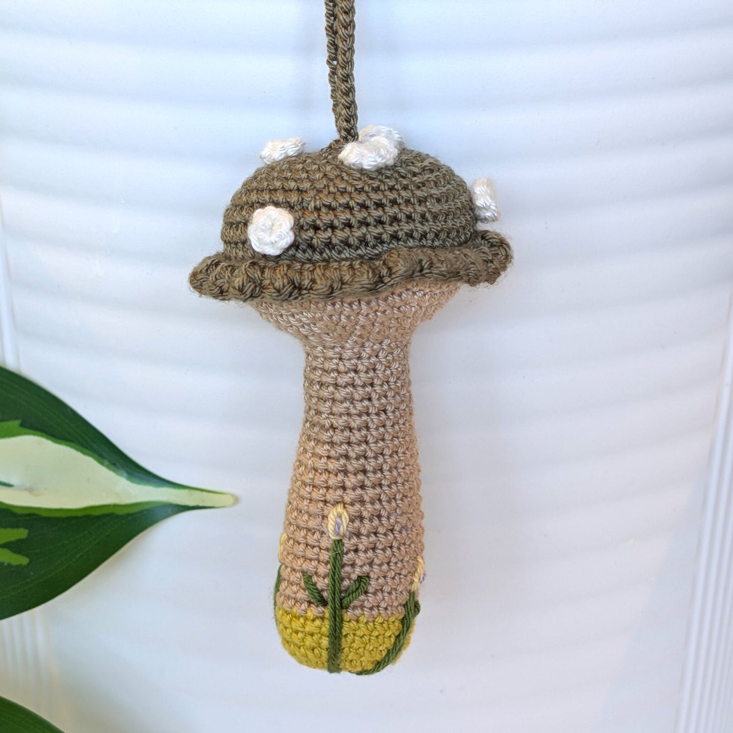 Mushroom Beige Stem Amigurumi - Mini/S - Crochet Charm