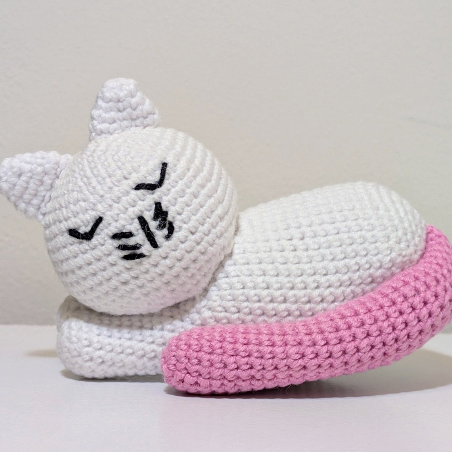 Cat Sleeping (White Medium) Amigurumi - Crochet Plushie