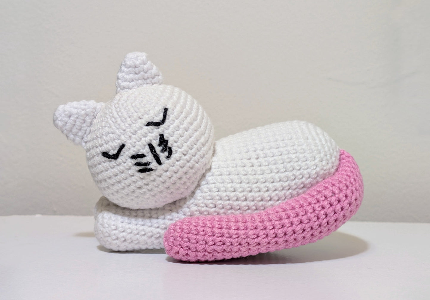 Cat - Sleeping (Medium)