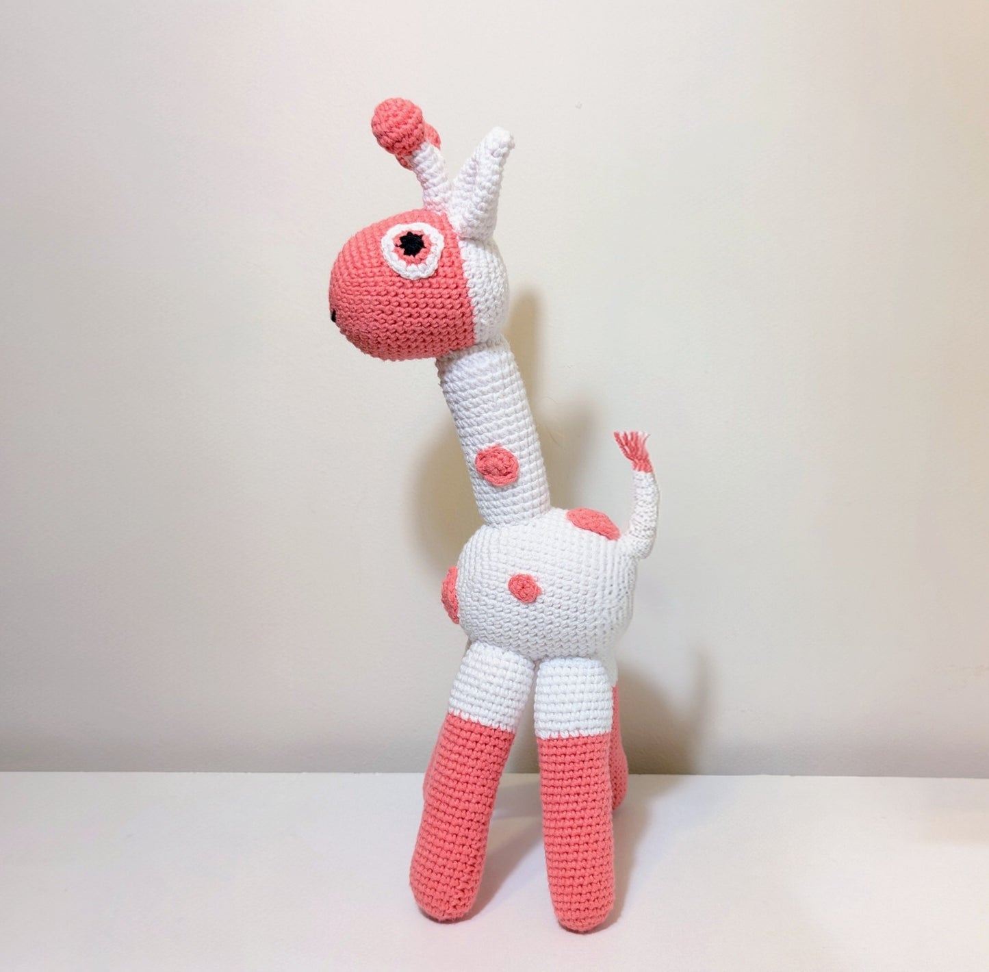 Giraffe - White in Color Spots