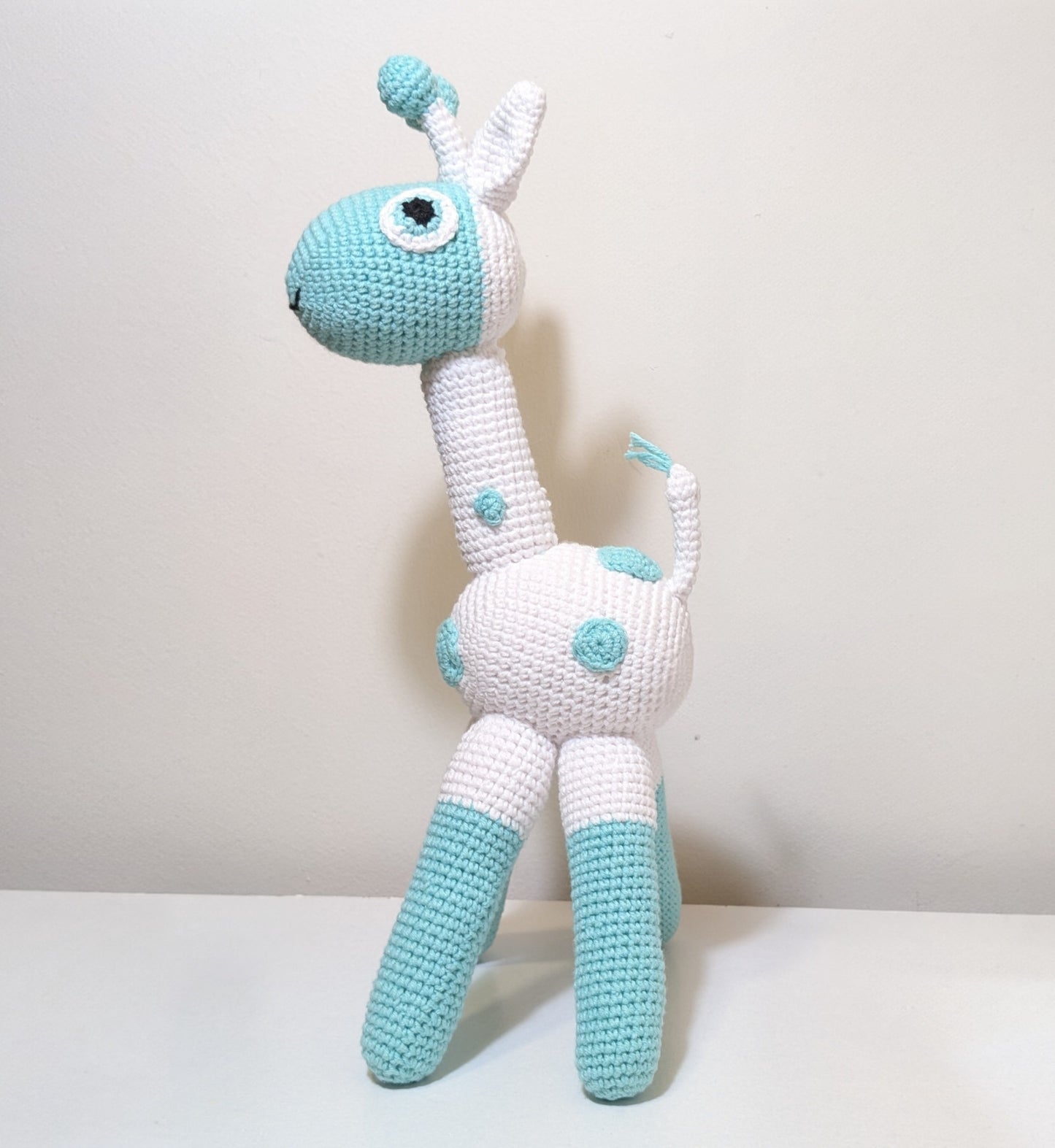 Giraffe - White in Color Spots