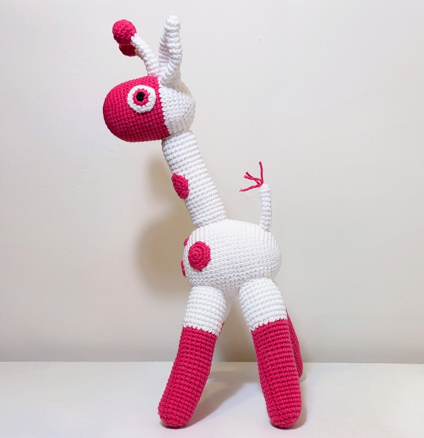 Giraffe - White in Color Spots