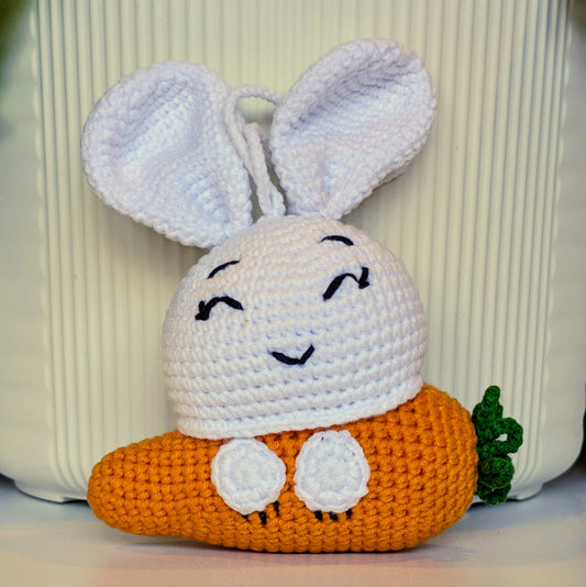 Bunny with Carrot