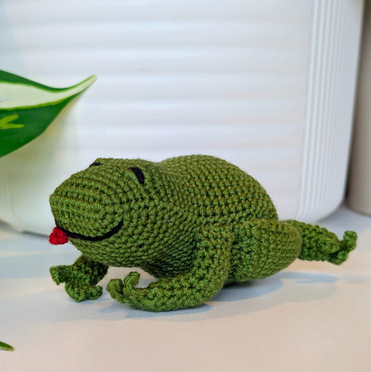 Jumping Frog Crochet Plush