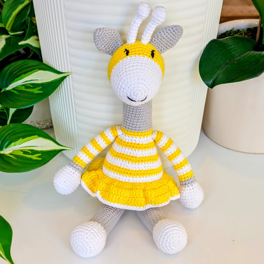 Giraffe “Dottie” in Yellow and Gray – Handmade Crochet Plushie