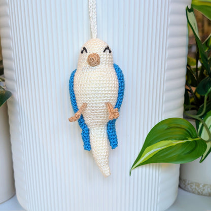 Parakeet Amigurumi - Colored Wings Crochet Bird