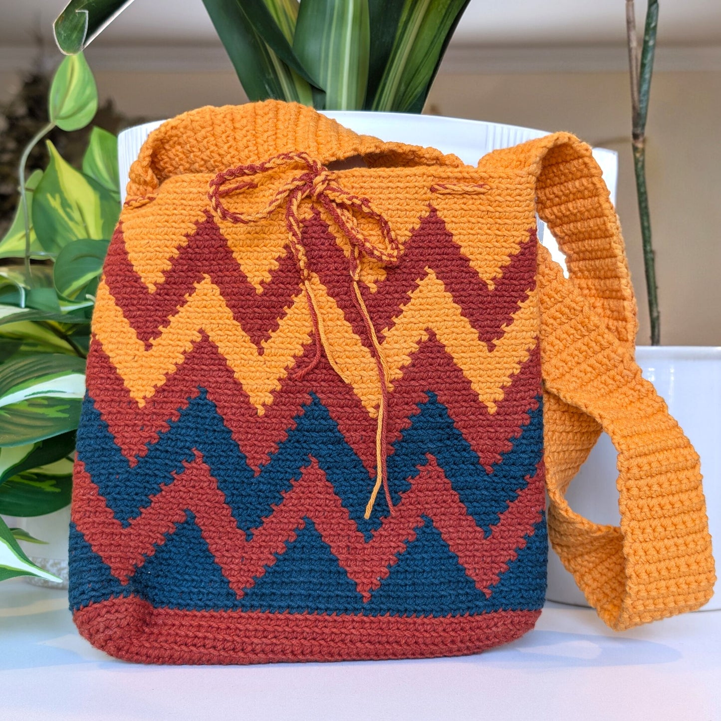 Shoulder Bag - Zigzag Pattern