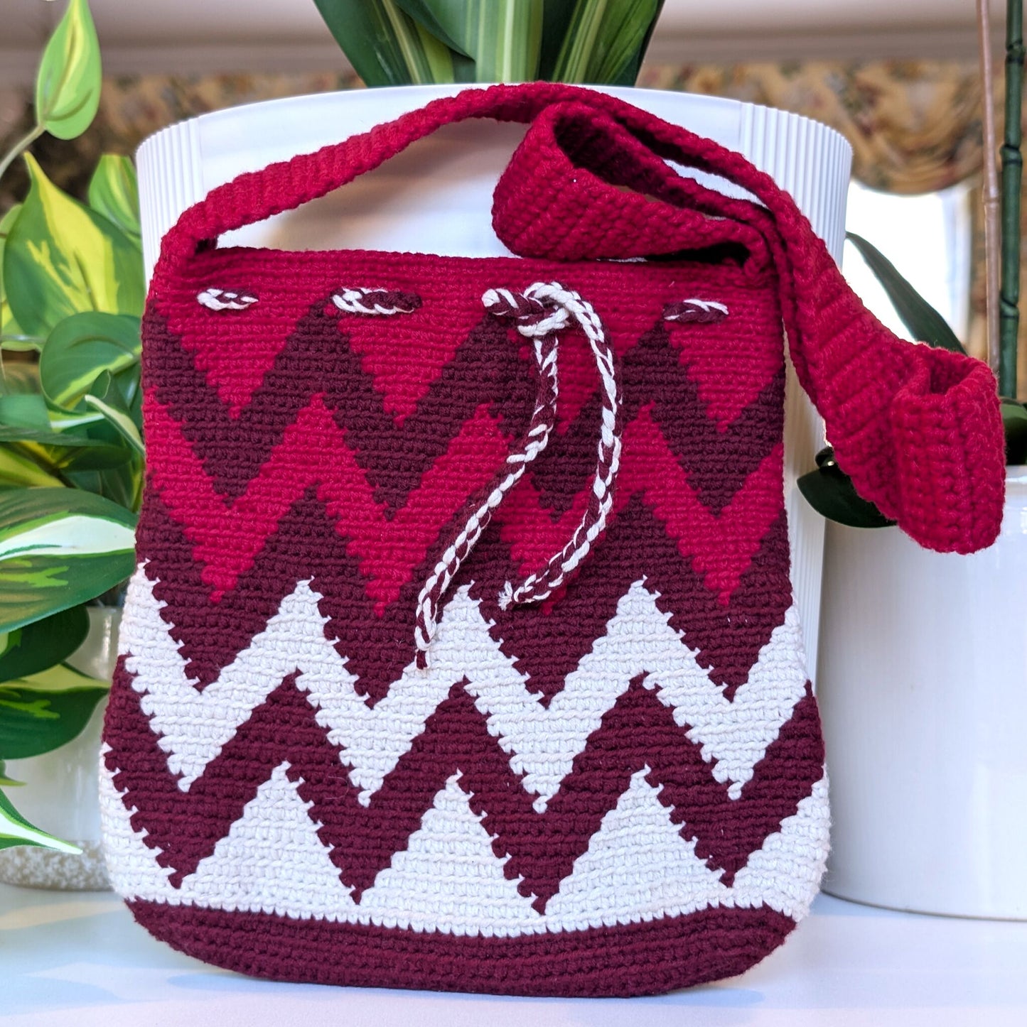 Shoulder Bag - Red and Burgundy Zigzag Crochet