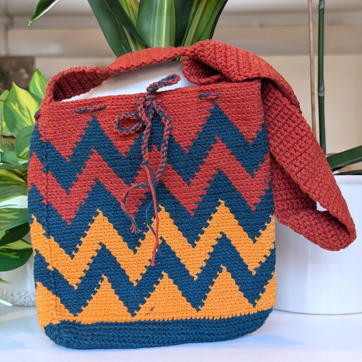 Shoulder Bag - Zigzag Pattern