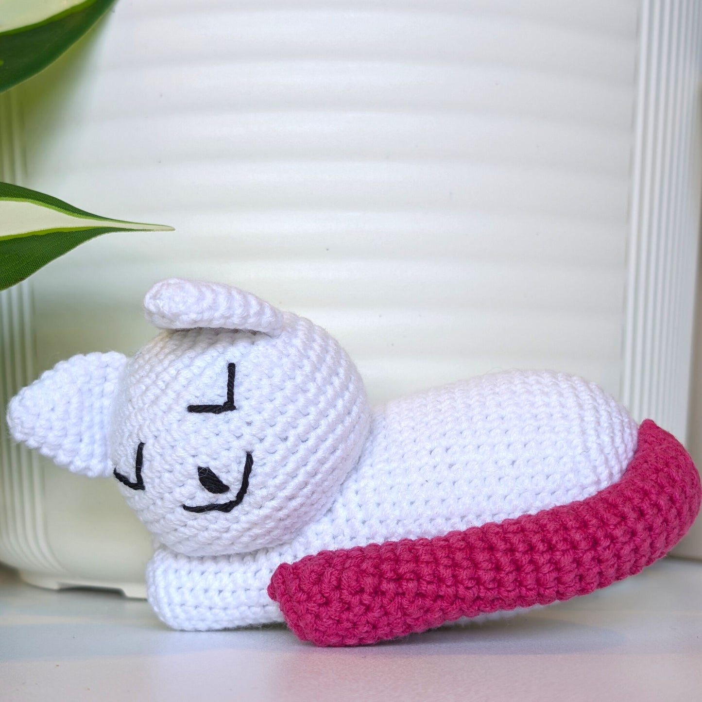 Cat Sleeping (White Medium) Amigurumi - Crochet Plushie