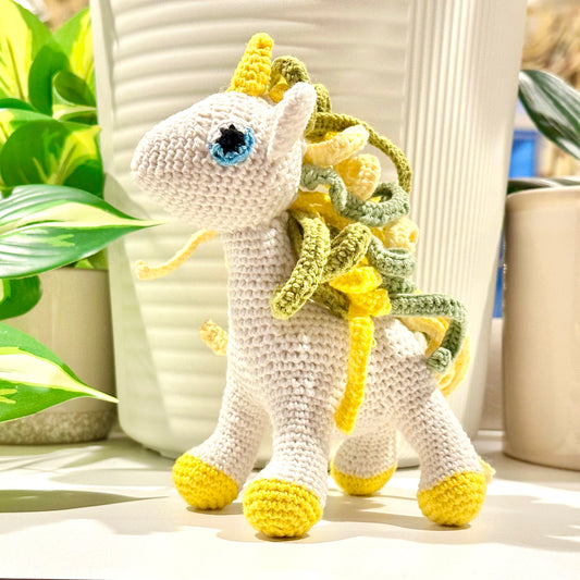 Unicorn (Yellow Foot) - Medium