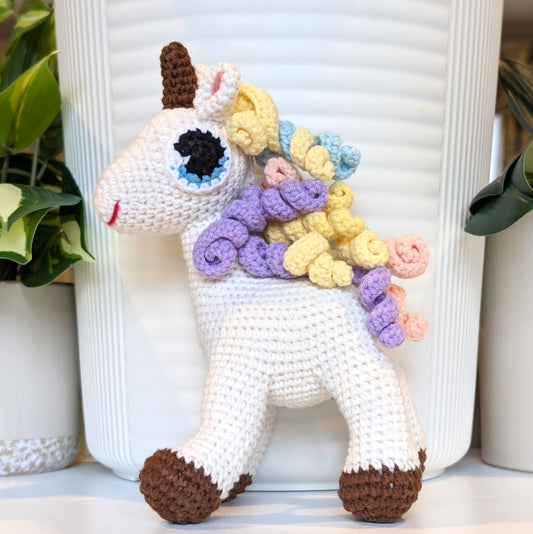 Unicorn (Brown Foot) - Medium