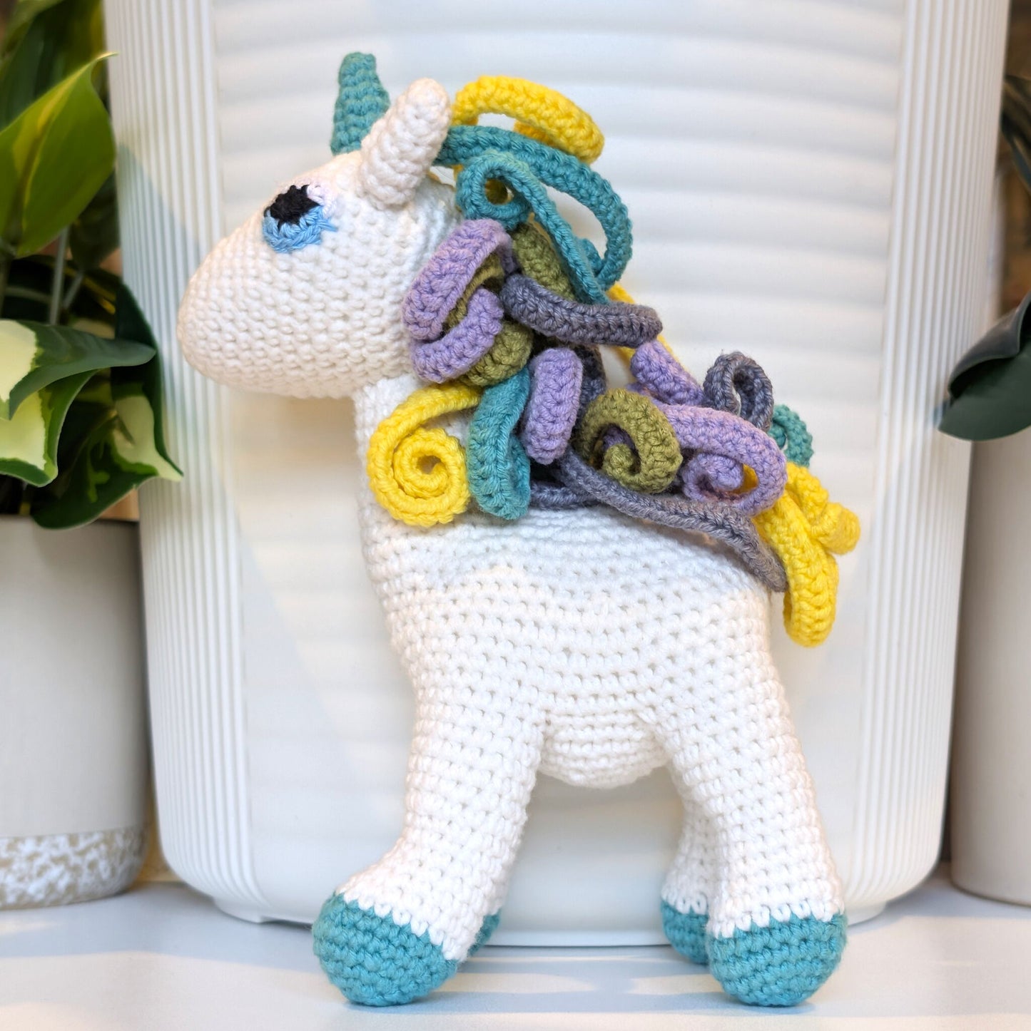 Unicorn (Soft Teal Foot) - Medium