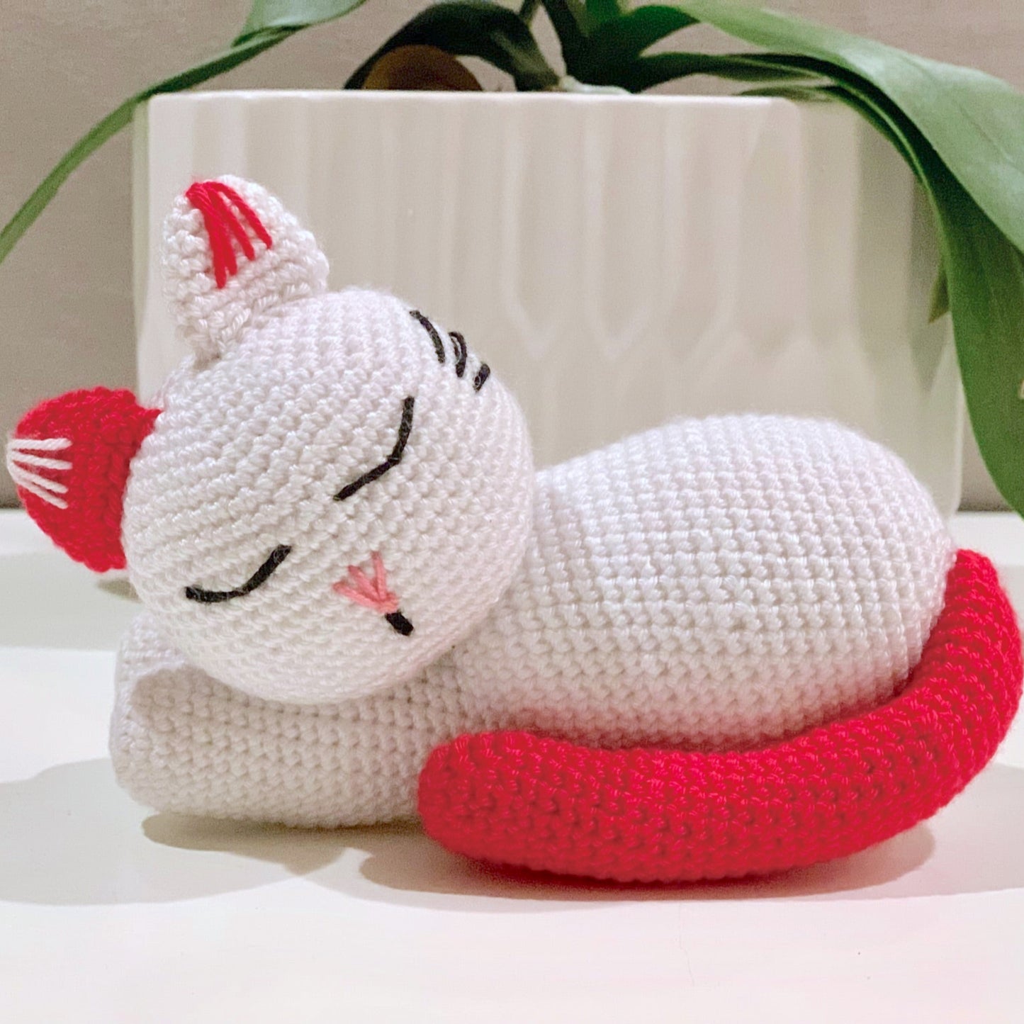 Cat Sleeping (White Medium) Amigurumi - Crochet Plushie