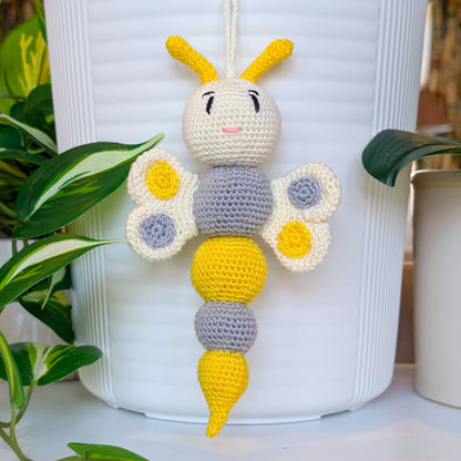 Dragonfly Amigurumi - M (Cream Pastel) - Crochet Plushie