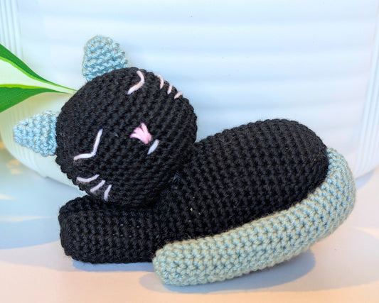 Black Cat Resting - Amigurumi Plushie