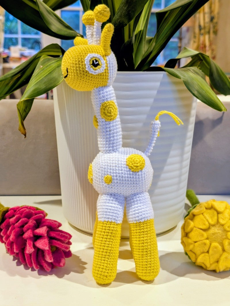 Giraffe - White in Color Spots