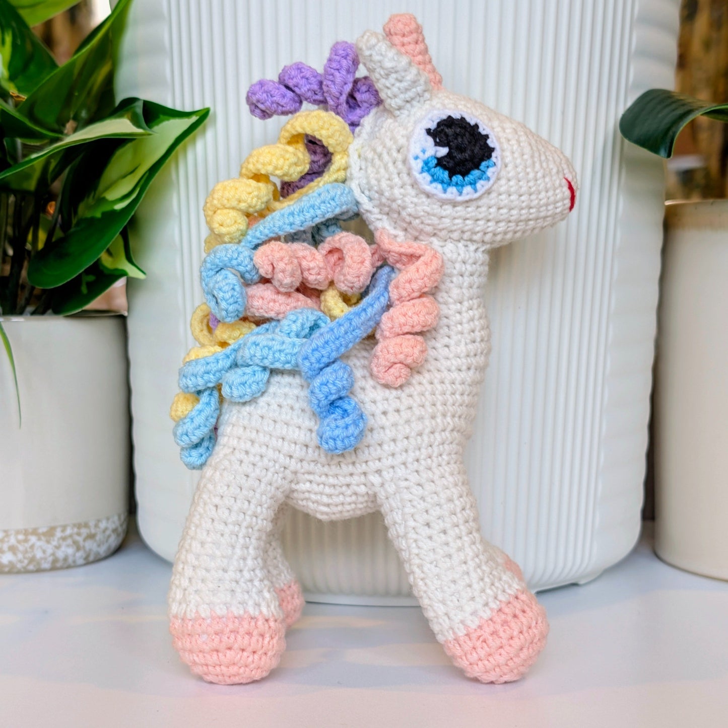 Unicorn (Pink Foot) - Large