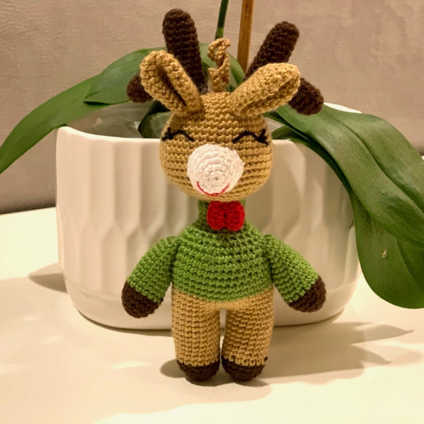 Holiday Reindeer - Medium